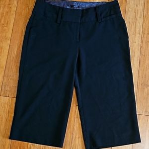 Maurices Capri Pants